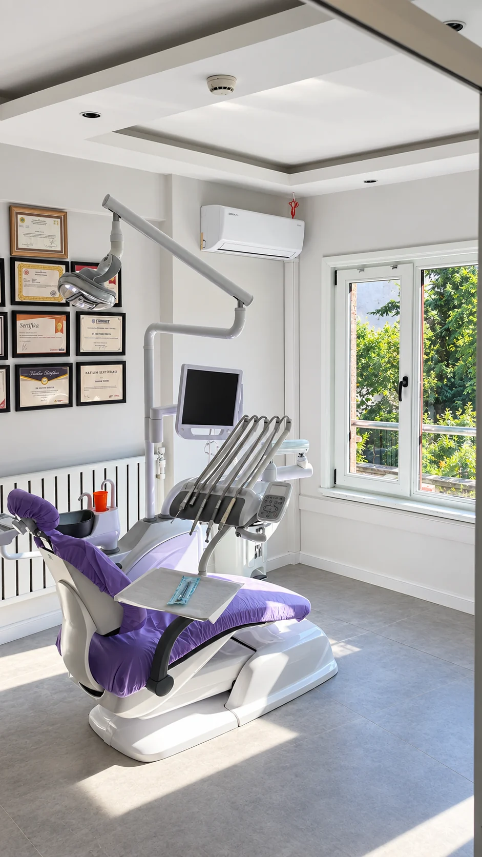 Dental treatment room at the practice in Şişli